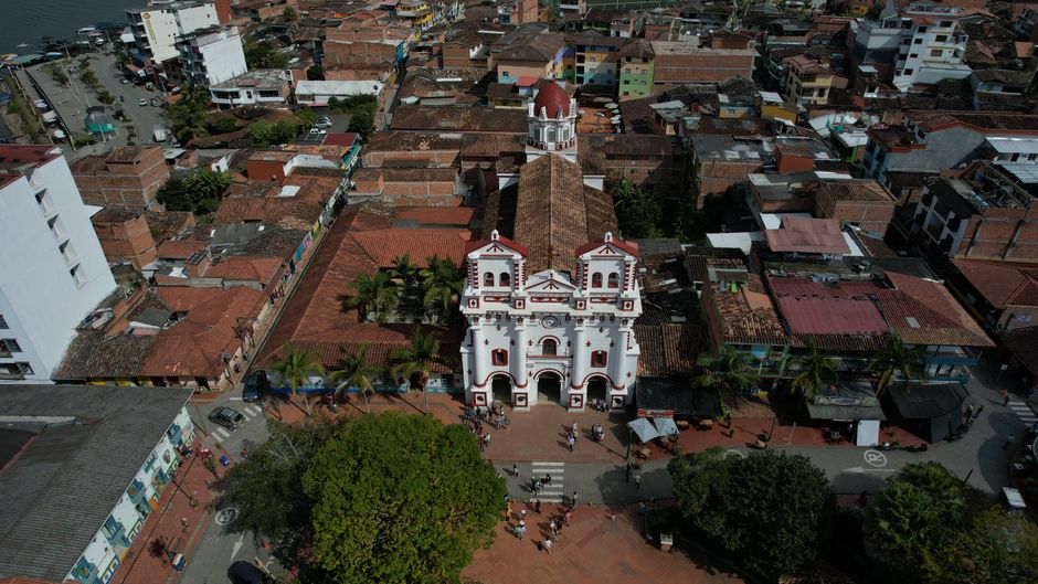 moderna pueblo